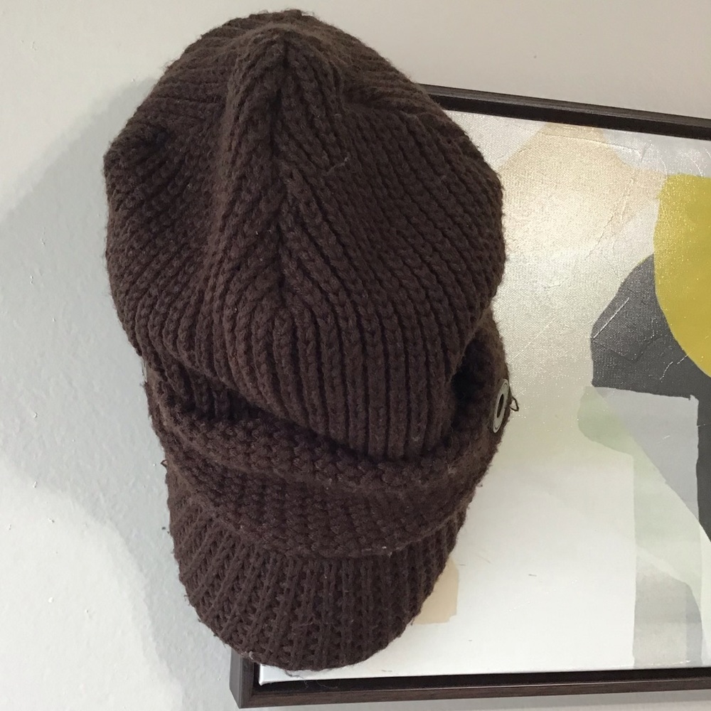 Brown Sweater Cap
